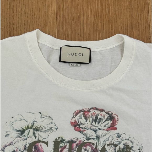 Gucci White/Graphic T-Shirt - Picture 3 of 7